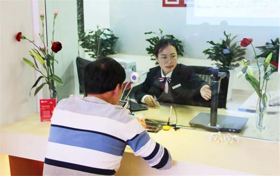 和信贷最新动态揭秘，小巷中的隐藏宝藏，独特环境等你来探索！