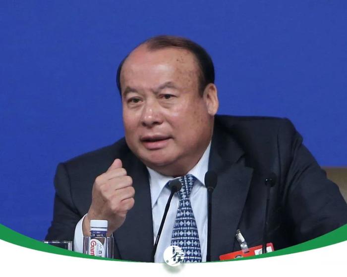 卢志强最新动态，商业帝国扩张与创新步伐揭秘